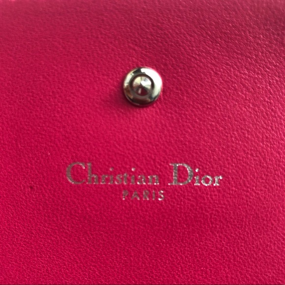 DIOR New Diorama Calfskin Wallet on Chain Fuchsia - Picture 5 of 8